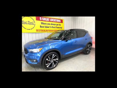 Used 2019 Volvo XC40 T5 R-Design
