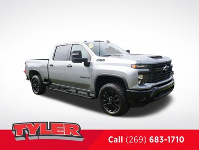 Used 2025 Chevrolet Silverado 2500 Custom w/ Custom Value Package