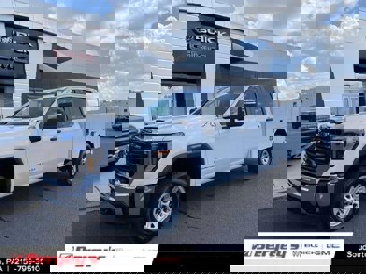 New 2025 GMC Sierra 3500 Pro w/ Convenience Package
