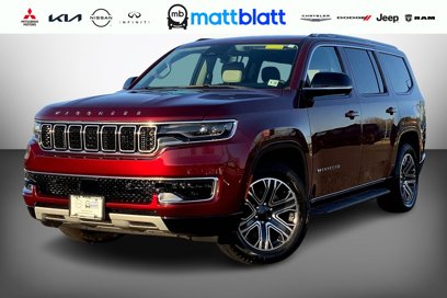 Used 2023 Jeep Wagoneer Series II w/ Rear Seat Video Group 1