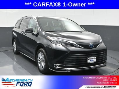 Used 2024 Toyota Sienna XLE