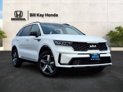 Used 2023 Kia Sorento S w/ Panoramic Sunroof Package