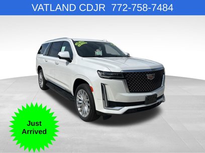 Used 2022 Cadillac Escalade ESV Luxury