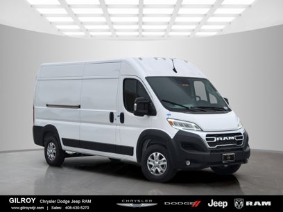 New 2024 RAM ProMaster 2500 w/ Quick Order Package 22G SLT