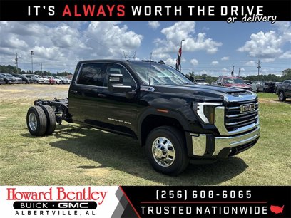 New 2025 GMC Sierra 3500 SLE w/ SLE Convenience Package