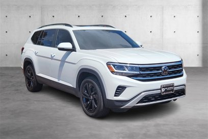 Used 2023 Volkswagen Atlas SE w/ Panoramic Sunroof Package