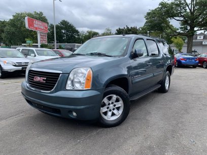 Used 2009 GMC Yukon XL SLE w/ Convenience Package