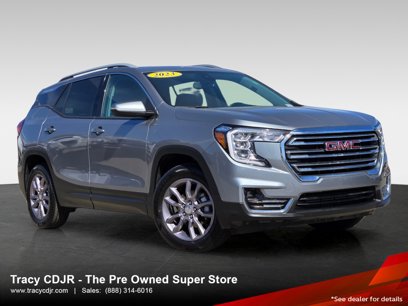 Used 2023 GMC Terrain SLT