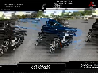 New 2025 Mitsubishi Outlander SE