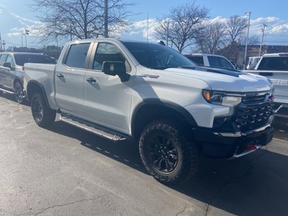 New 2025 Chevrolet Silverado 1500 ZR2 w/ Technology Package