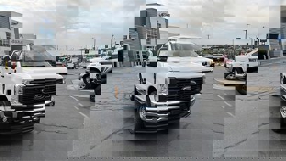 New 2025 Ford F250 XL w/ XL Chrome Package