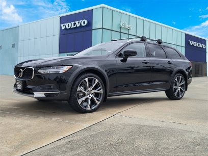 Used 2025 Volvo V90 B6 Cross Country Ultra