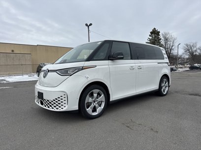 New 2025 Volkswagen ID. Buzz Pro S