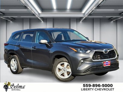 Used 2023 Toyota Highlander LE