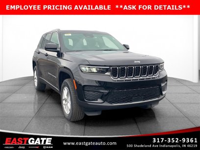 New 2025 Jeep Grand Cherokee Laredo w/ Luxury Tech Group I