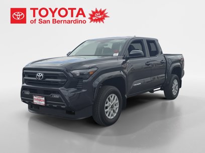 New 2025 Toyota Tacoma SR5