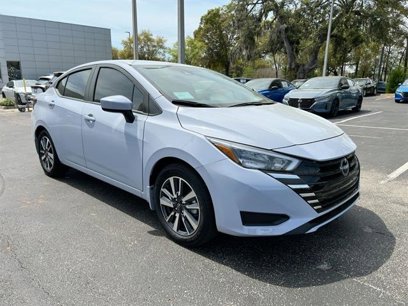 New 2025 Nissan Versa SV w/ Trunk Package