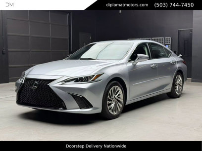 Used 2022 Lexus ES 300h w/ Luxury Package