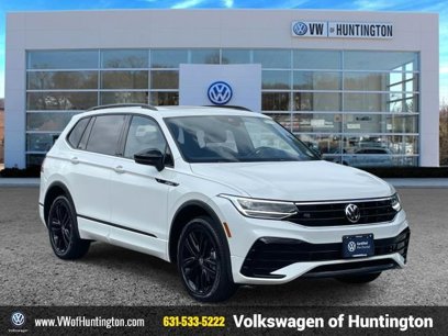 Certified 2022 Volkswagen Tiguan SE R-Line