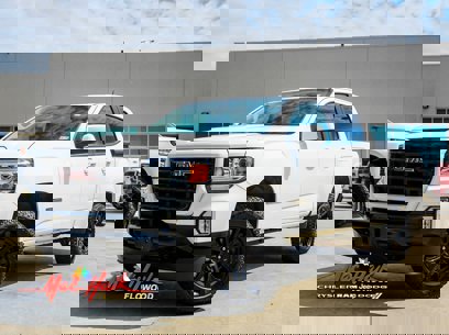 Used 2022 GMC Canyon Elevation w/ Elevation Premium Package
