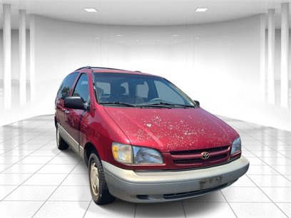 Used 1998 Toyota Sienna LE