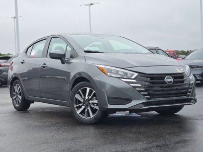New 2025 Nissan Versa SV w/ Trunk Package