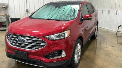 Certified 2022 Ford Edge Titanium w/ Class II Trailer Tow Package