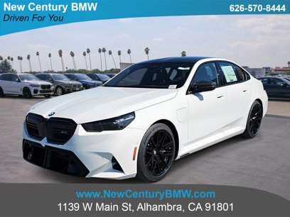 New 2025 BMW M5 w/ Carbon Package
