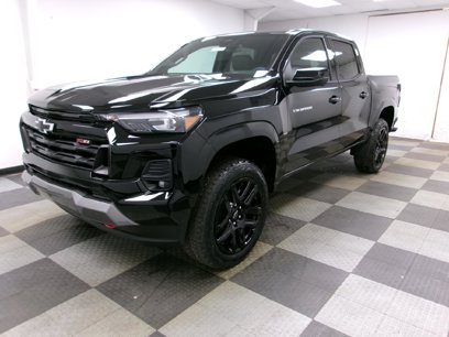 New 2025 Chevrolet Colorado Z71 w/ Z71 Convenience Package 2