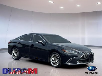 Used 2020 Lexus ES 300h w/ Luxury Package