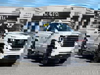 Used 2024 GMC Sierra 1500 Pro w/ Graphite Edition