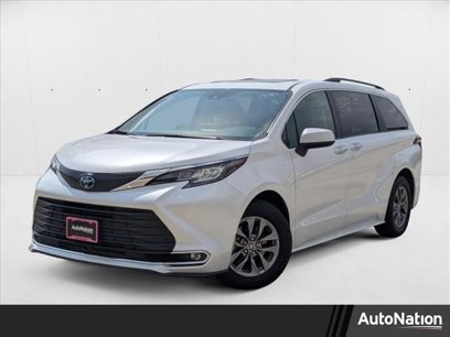 Used 2023 Toyota Sienna XLE