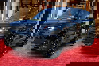 New 2025 Land Rover Range Rover Sport SE