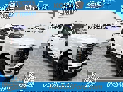 New 2025 Ford F250 XLT w/ Black Appearance Package