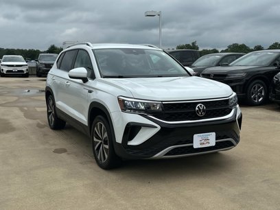 Used 2022 Volkswagen Taos SE w/ IQ.Drive SE Package