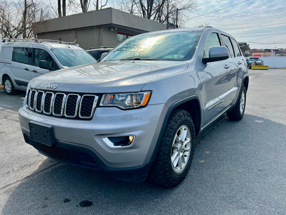 Used 2019 Jeep Grand Cherokee Laredo
