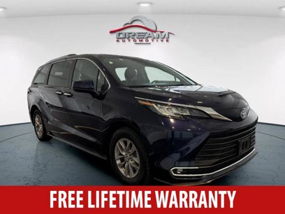 Used 2023 Toyota Sienna XLE