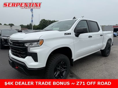 New 2024 Chevrolet Silverado 1500 LT Trail Boss w/ LPO, Dark Essentials Package