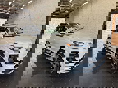 New 2025 Audi Q6 e-tron Prestige