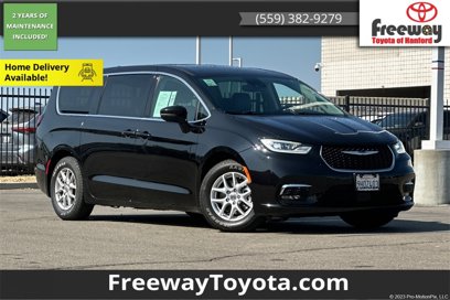 Used 2023 Chrysler Pacifica Touring-L