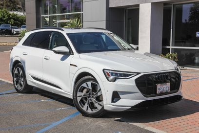 Certified 2023 Audi e-tron Premium w/ Convenience Plus Package