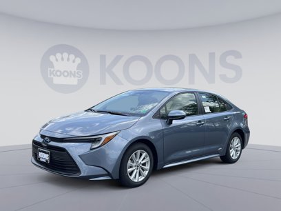 New 2025 Toyota Corolla LE