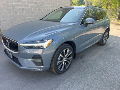 Certified 2022 Volvo XC60 B5 Momentum w/ Climate Package