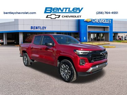 Used 2024 Chevrolet Colorado Z71 w/ Z71 Convenience Package 2