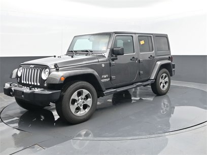 Used 2017 Jeep Wrangler Unlimited Sahara w/ Connectivity Group