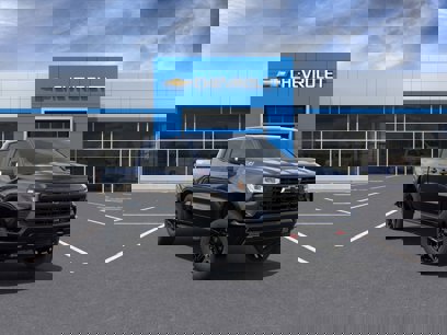 New 2025 Chevrolet Silverado 1500 LT Trail Boss w/ Convenience Package II
