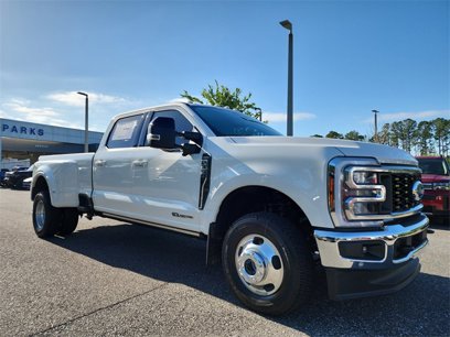 New 2025 Ford F350 4x4 Crew Cab DRW Super Duty