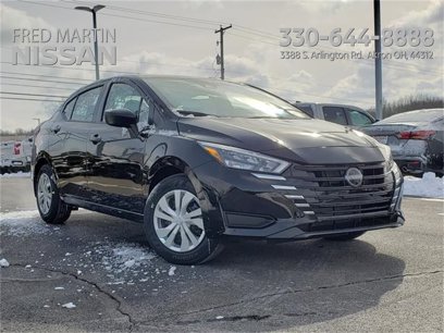 New 2025 Nissan Versa S w/ Trunk Package