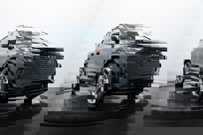 New 2025 Audi Q4 e-tron Prestige