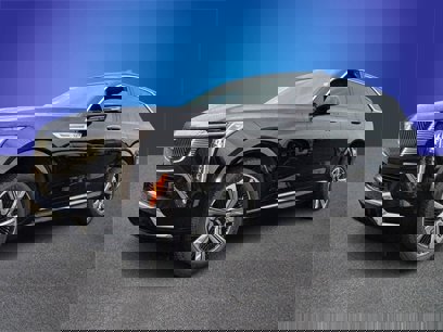 New 2025 Cadillac Escalade IQ Luxury 2